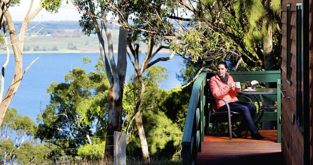 Lakes And Craters Holiday Park キャンパーダウン 部屋 写真